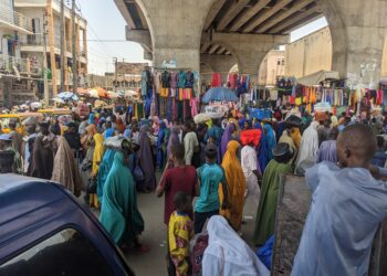 I’ll dress elegantly for a week, lady vows as Kano women storm markets to buy fashion, cosmetic items for Eid-el-Fitr celebration