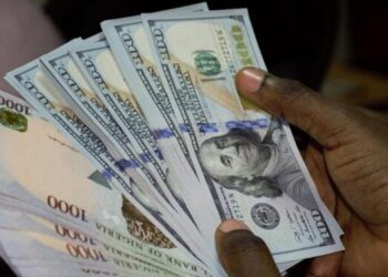See Naira-to-Dollar rate as Nigeria’s currency weakens further in parallel market