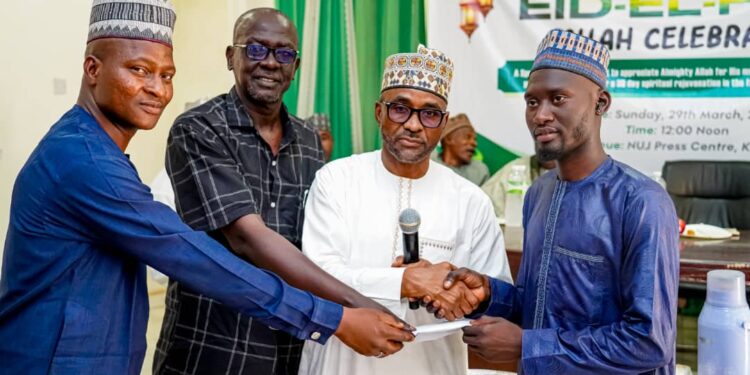 Sallah: Kano Correspondents’ Chapel donates food item, cash to family of late colleague