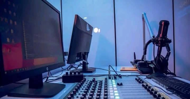 Why journalism is dying in Nigeria! — By Olayinka Oyegbile