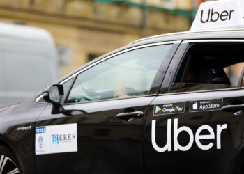 YANZU-YANZU: Kamfanin hayar mota na Uber ya sanar da dena aiki a Nijeriya da Uganda